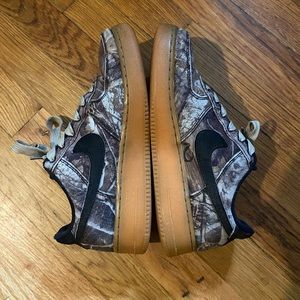 Nike Camo Air Force 1 LV8 Size 6